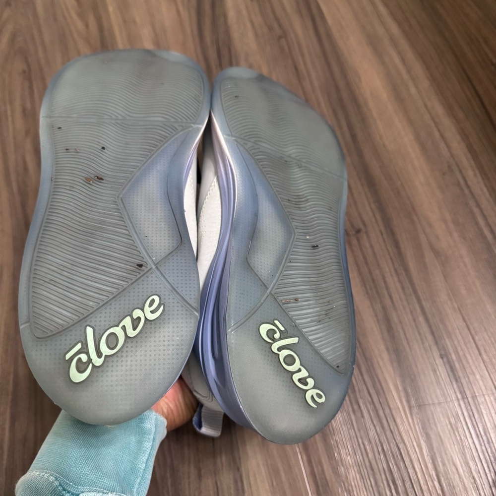 Clove Gray Matter Nursing Sneakers - Picture 11 of 12